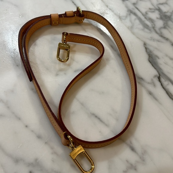 Louis Vuitton Estrella MM Monogram - Picture 11 of 16